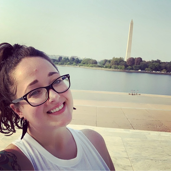 Meet your Posher, Jessica - Picture 4 of 16